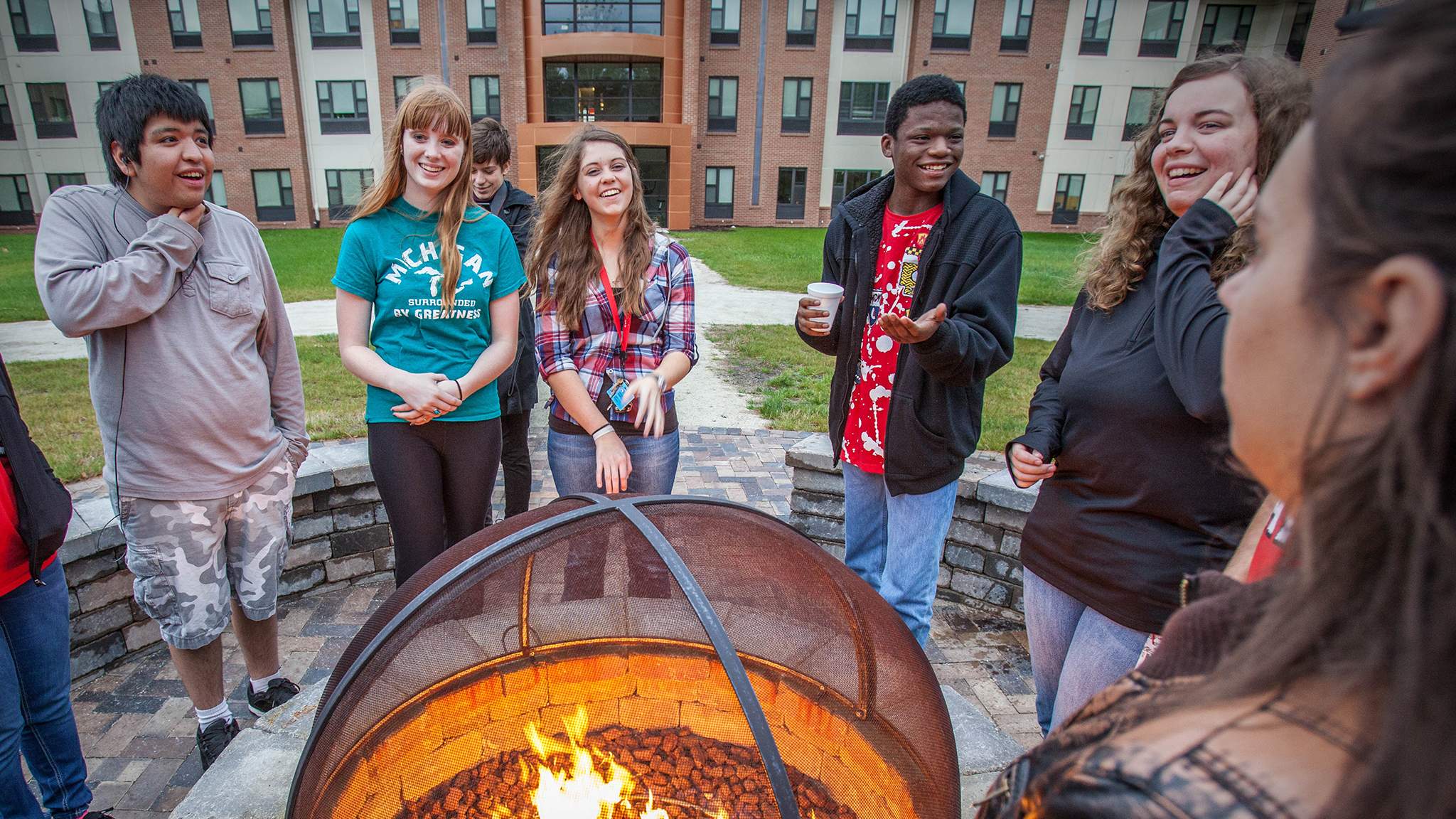 Students outside Beckwith Hall at campfire