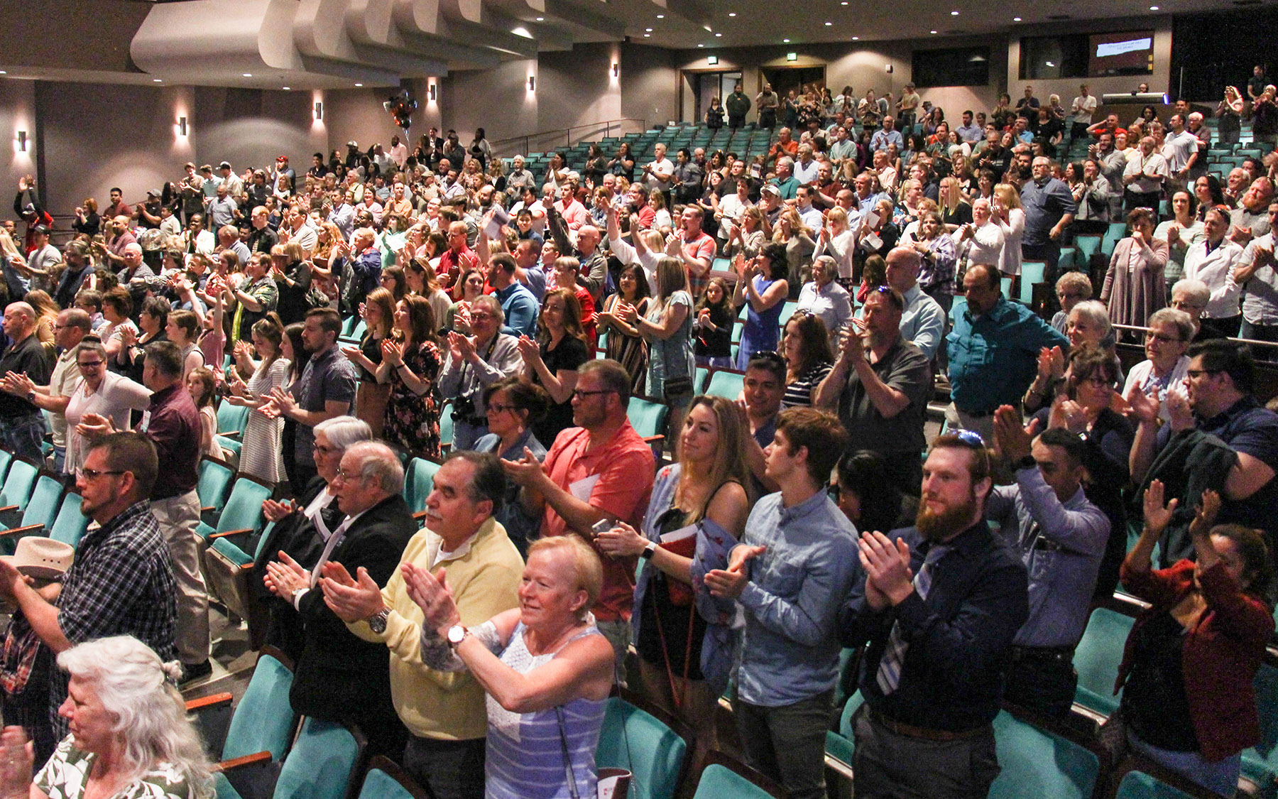 Audience in the Mendel Mainstage