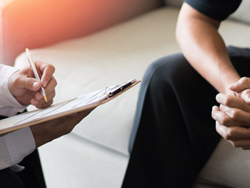 Patient talking with a doctor