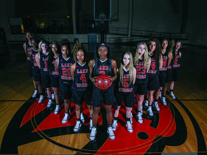 Women's 2019 basketball team.