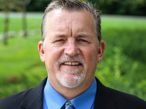 Dr. Ken Flowers