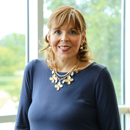 Mary Jo Tomasini headshot