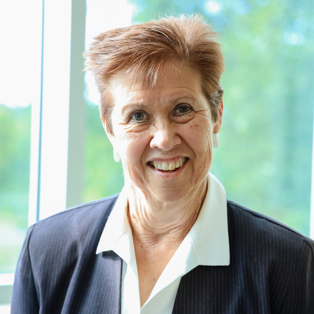 Vicki Burghdoff headshot
